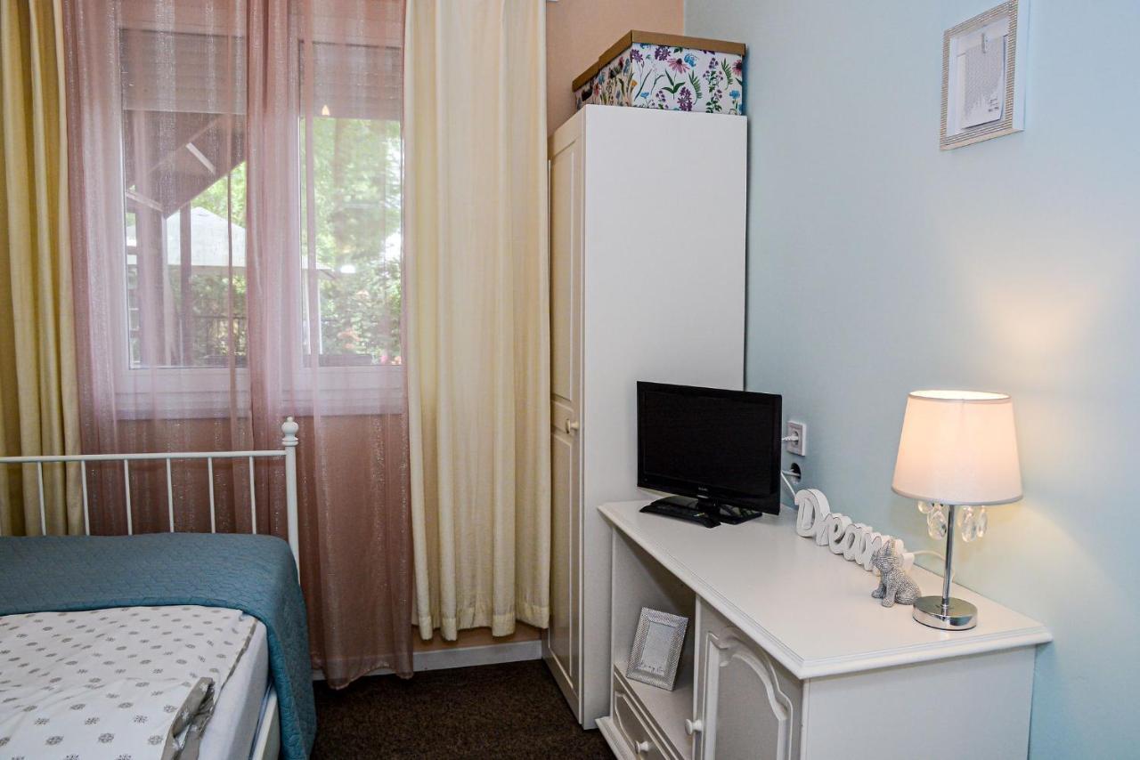 Holly Vendeghaz Apartment Hajdúszoboszló Екстериор снимка