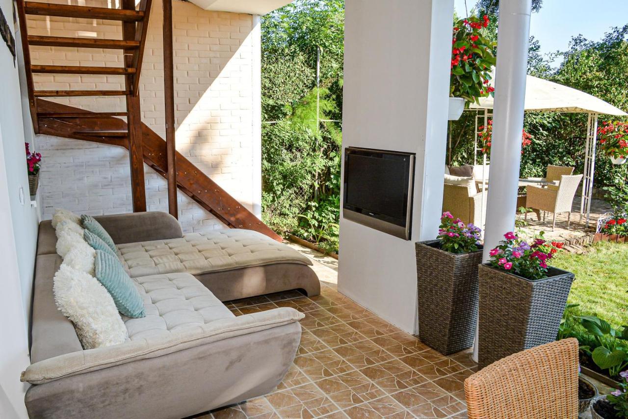 Holly Vendeghaz Apartment Hajdúszoboszló Екстериор снимка