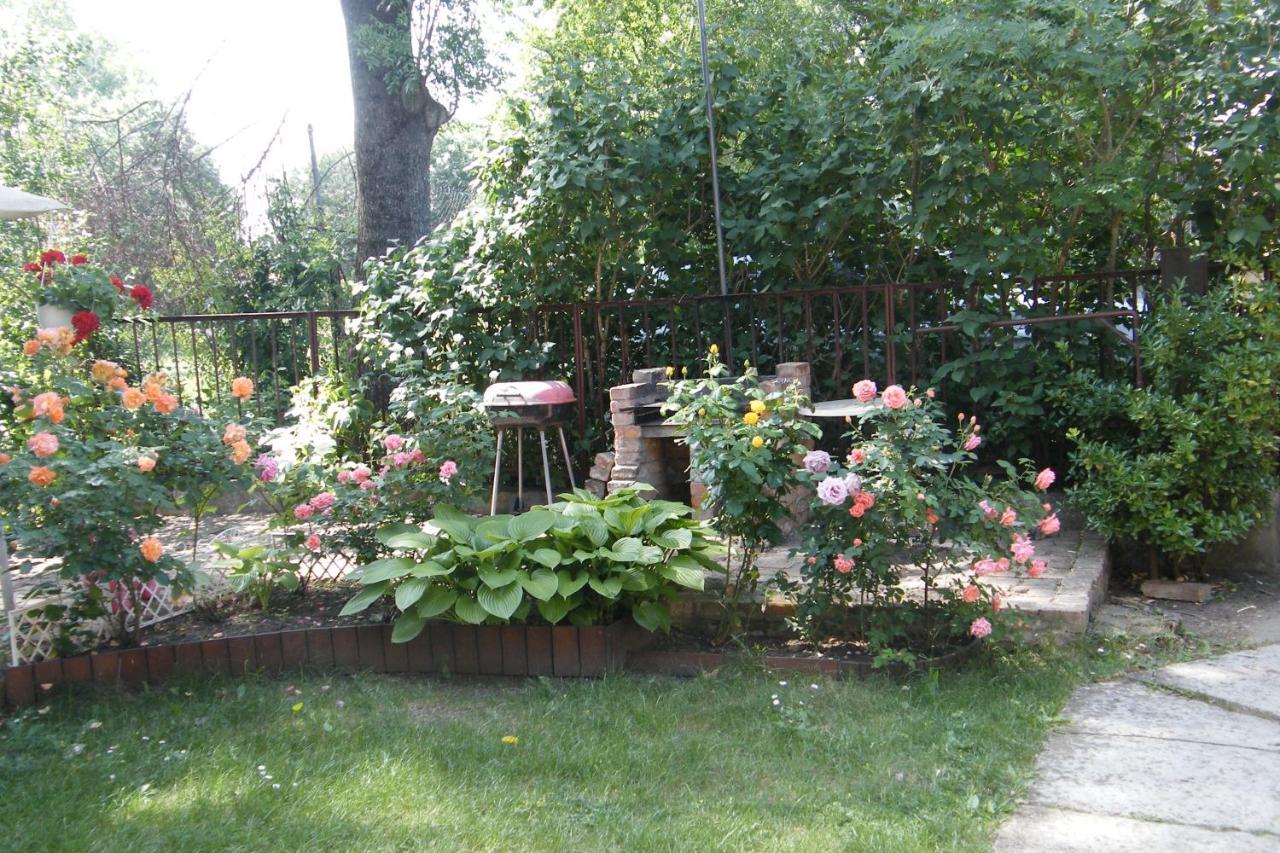 Holly Vendeghaz Apartment Hajdúszoboszló Екстериор снимка