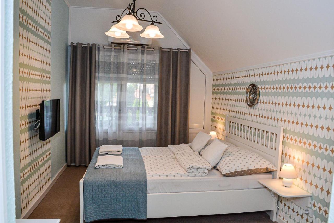Holly Vendeghaz Apartment Hajdúszoboszló Екстериор снимка